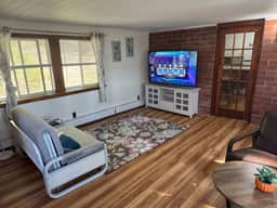 Naples Village Retreat - Heart of the Lakes Region