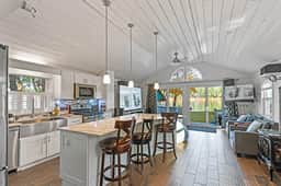 Sand Bar Retreat | Dock | Kayaks | Outside Bar - Image 3