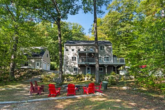 Waterfront 4BR Lake House l Private Dock & Views - Image 1