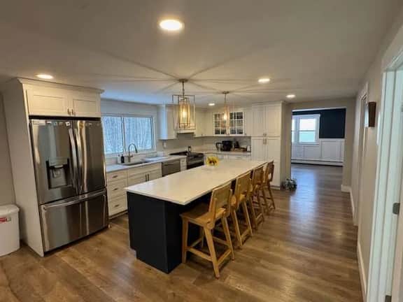 Sebago Basin Retreat | Walk to Lake | Mooring | Kayaks | Fire Pit